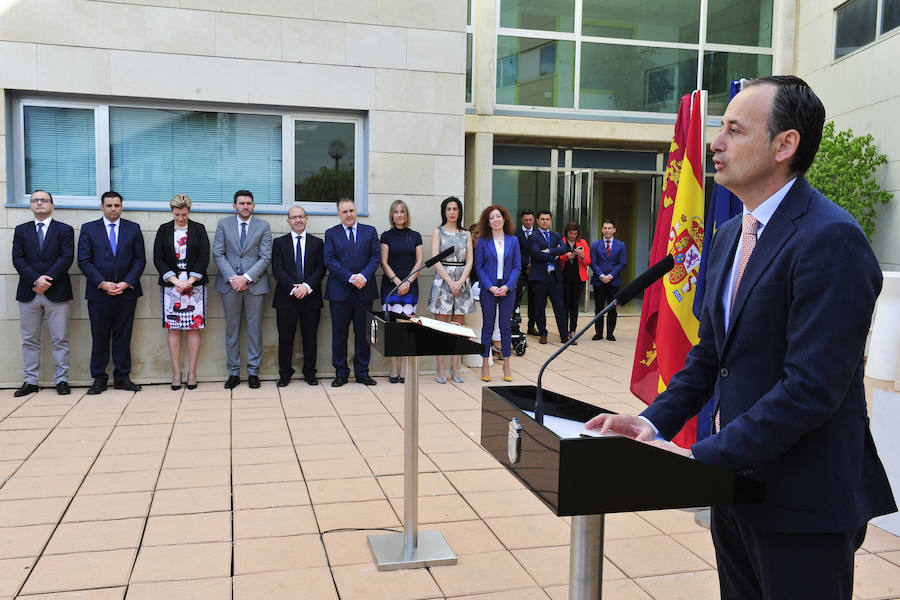 Javier Celdrán, consejero de Empleo, Universidades, Empresa y Medio Ambiente de la Región de Murcia, preside la toma de posesión de los directores generales de la Consejería.