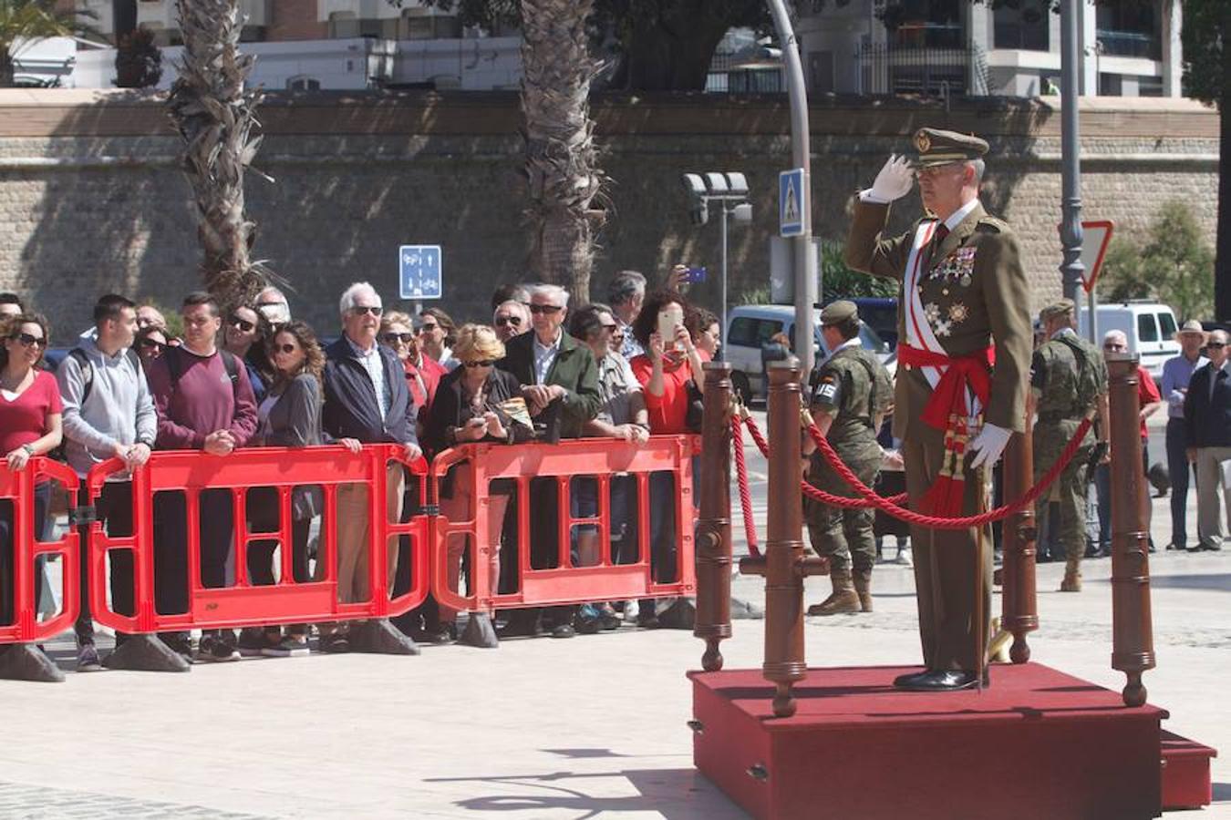 Desfiles, jura de bandera y pólvra para honrar a los héroes artilleros