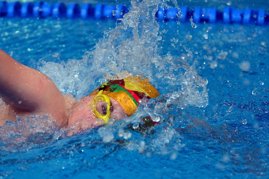 Este club de natación evitó su desaparición en 2011 gracias a que las madres de los deportistas asumieron la junta directiva