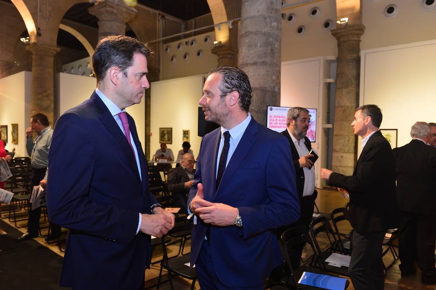 El Palacio del Almudí de Murcia acoge la segunda edición de una cita que busca analizar las relaciones entre España y Latinoamérica. 