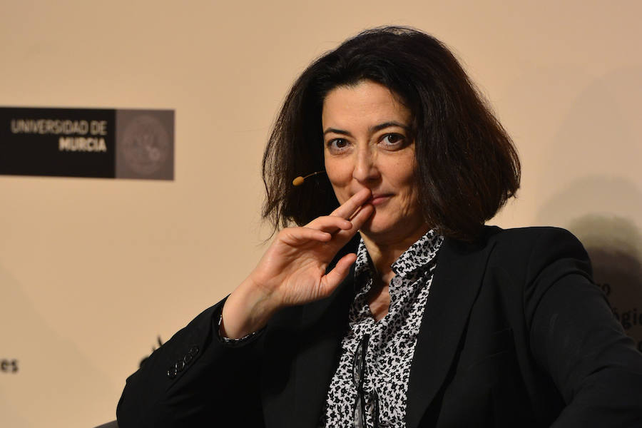 El Palacio del Almudí de Murcia acoge la segunda edición de una cita que busca analizar las relaciones entre España y Latinoamérica. 