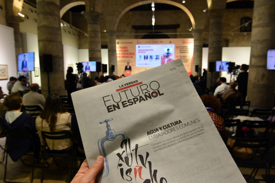 El Palacio del Almudí de Murcia acoge la segunda edición de una cita que busca analizar las relaciones entre España y Latinoamérica. 