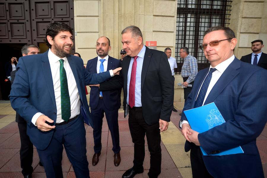 La ministra de Agricultura, que inauguró esta segunda jornada , abogó por «un pacto que asegure el equilibrio entre la defensa del medio ambiente y que mitigue los impactos negativos del cambio climático».