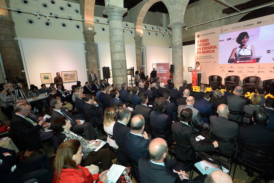 La ministra de Agricultura, que inauguró esta segunda jornada , abogó por «un pacto que asegure el equilibrio entre la defensa del medio ambiente y que mitigue los impactos negativos del cambio climático».