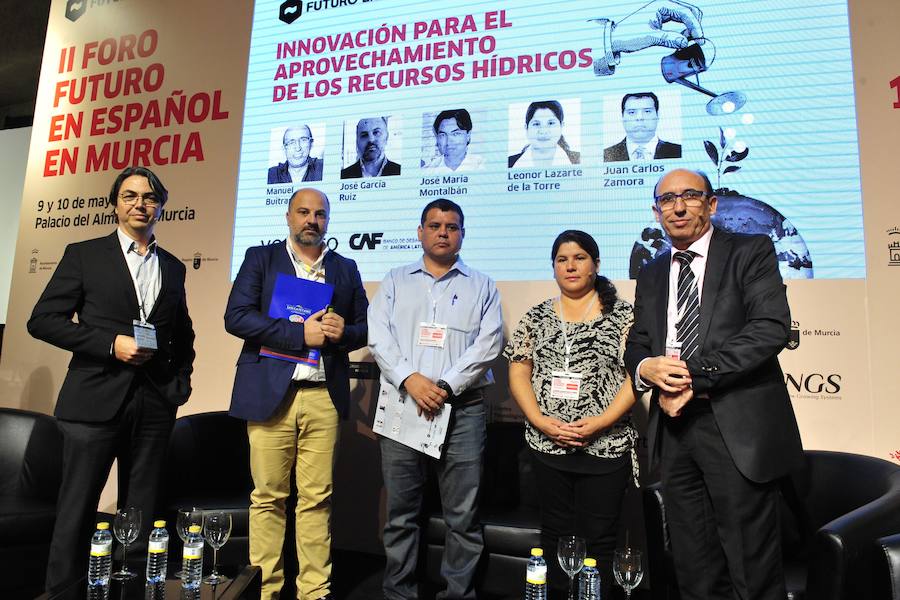 La ministra de Agricultura, que inauguró la segunda jornada del foro Futuro en Español, aboga por «un pacto que asegure el equilibrio entre la defensa del medio ambiente y su disponibilidad y que mitigue los impactos negativos del cambio climático»