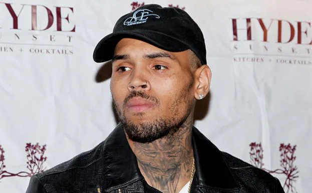 Chris Brown, acusado de retener y violar a una mujer repetidas veces