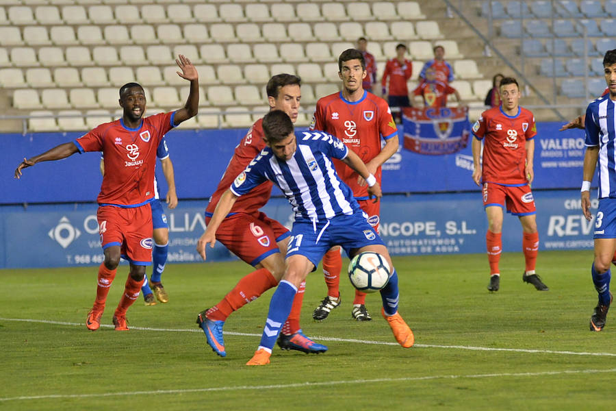 El equipo de Fabri, ya descendido, sorprende al Numancia en el Artés Carrasco con goles de Carlos Gutiérrez, en propia puerta, y Nando.