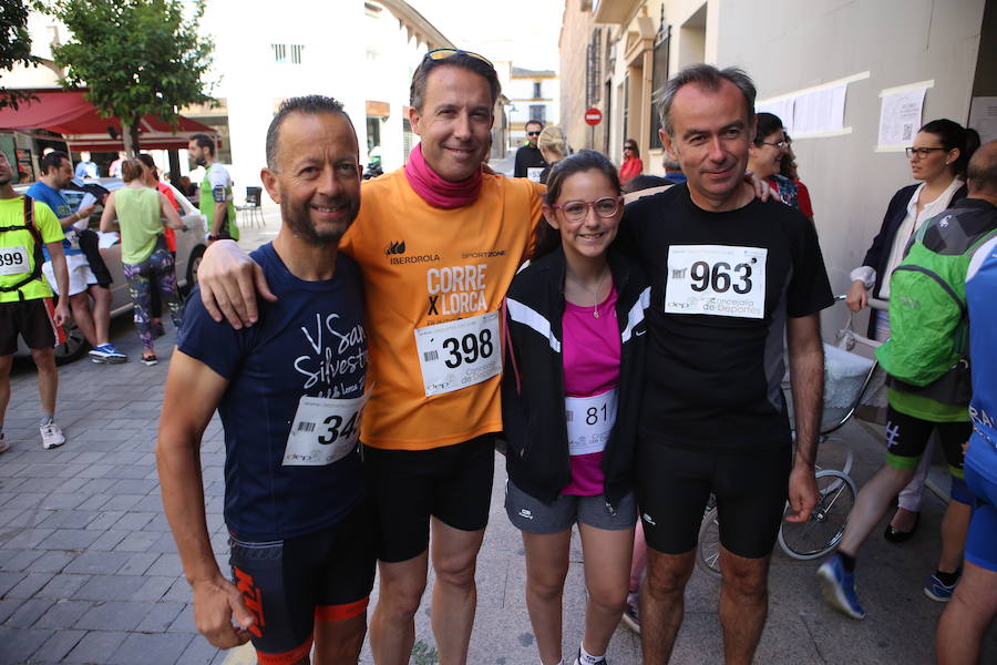 La carrera, que arrancó con el reparto de dorsales, no hubiera sido posible sin el trabajo de todos los voluntarios