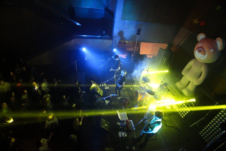 El Festival de Artes celebró su gran fiesta con conciertos, representaciones y todo tipo de actuaciones que hicieron las delicias de todos los asistentes