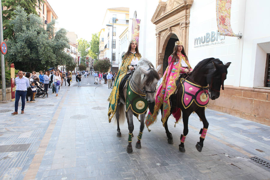 Visitantes durante la Noche de los Museos de Lorca.