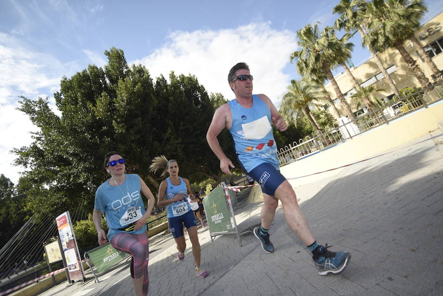 La empresa de soluciones de laboratorio Equilabo ha vencido en la categoría masculina, mientras que ElPozo Alimentación ha aupado a un equipo femenino a lo más alto y el premio en categoría mixta ha recaído en Decathlon