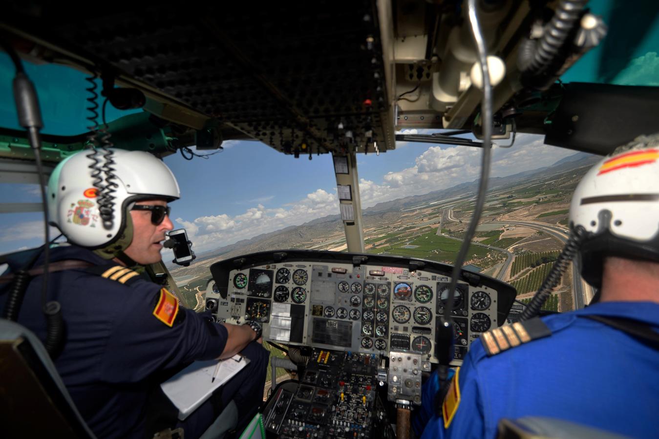 La lucha contra el fuego gana músculo desde el aire: este año el Plan Infomur contará por primera vez con cinco helicópteros y un avión anfibio