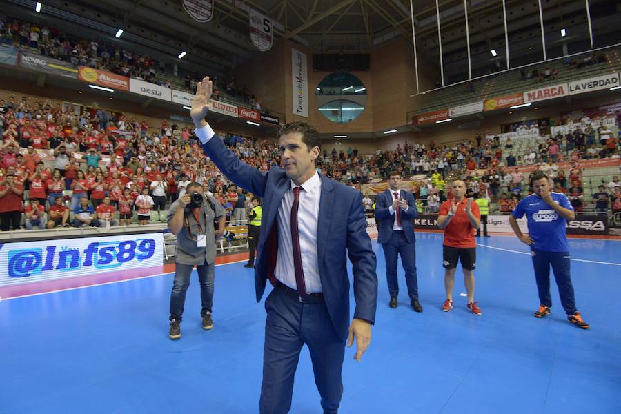 El conjunto charcutero cae eliminado en semifinales de la Liga después de ser superado contundentemente por el cuadro blaugrana