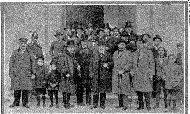 Inauguración del Conservatorio: en primera fila, en el centro de la imagen, Isidoro de la Cierva, Tomás Bretón y Mariano Benlliure.