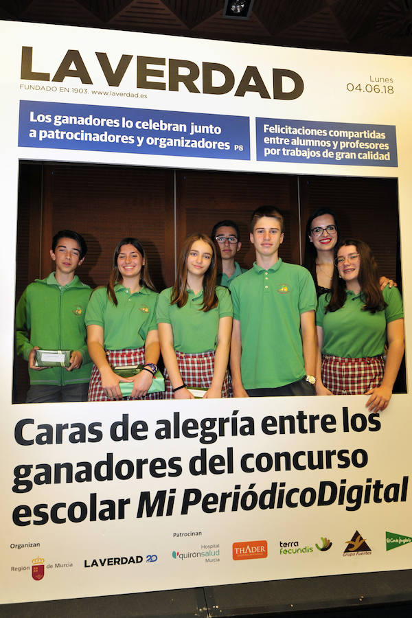 La consejería de Educación, Juventud y Deportes y laverdad.es cierran la IX edición de 'Mi Periódico Digital' con el reconocimiento a los autores de los mejores trabajos | Los equipos 'Los Mensajeros del Tiempo' y 'La Era de los Cuatro 3.0', mejores ediciones digitales del concurso