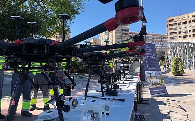 Drones y cajas con murciélagos se unen al control de mosquitos tigre. 