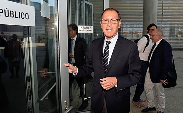 Miguel Ángel Cámara, exalcalde de Murcia, a su entrada a la Ciudad de la Justicia de Murcia durante el pasado mes de mayo.