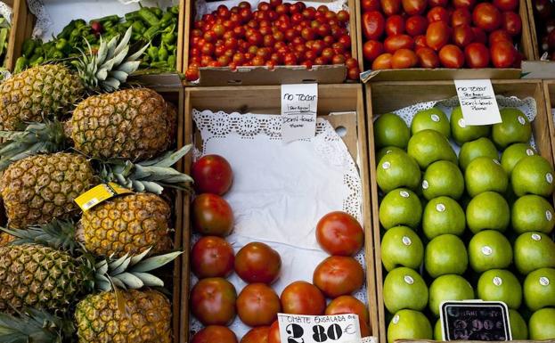 Puesto de fruta en el mercado de San Miguel, en Madrid. 