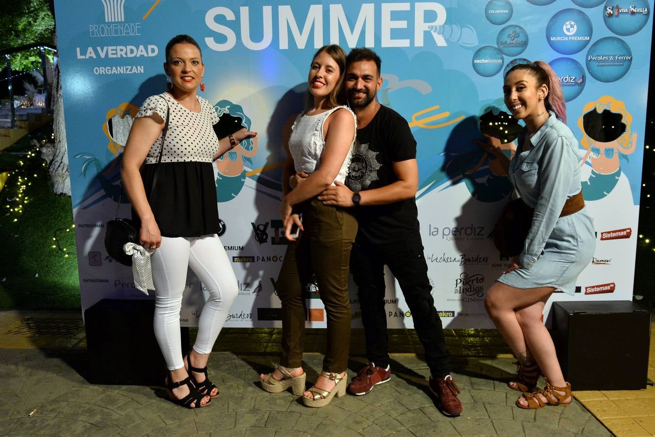 La quinta edición de Hello Summer, organizada por 'La Verdad' y Promenade, se convierte en la fiesta más fresca y querida del verano.