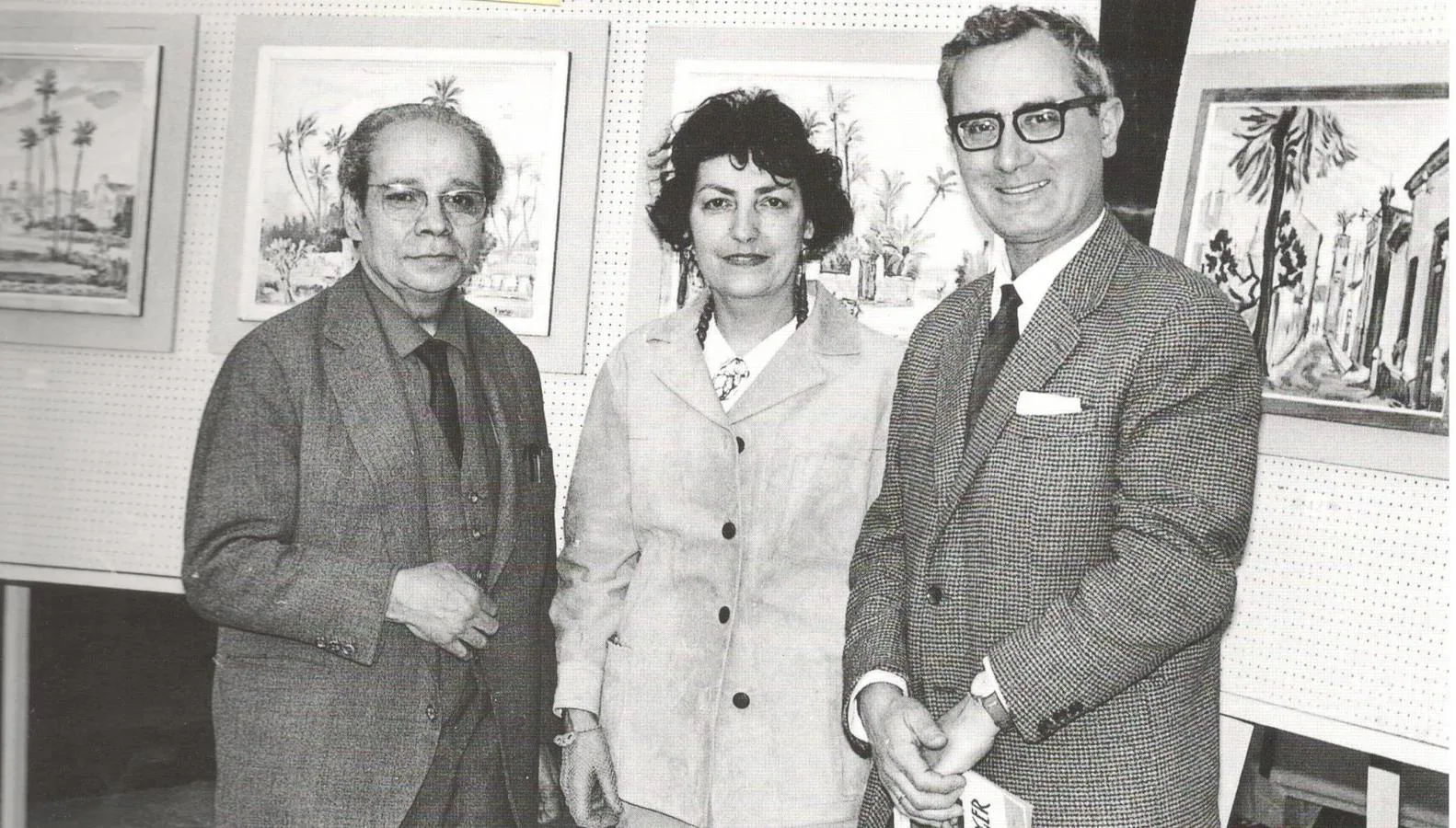 Molina Sánchez con el pintor Pedro Flores y su esposa Nita.