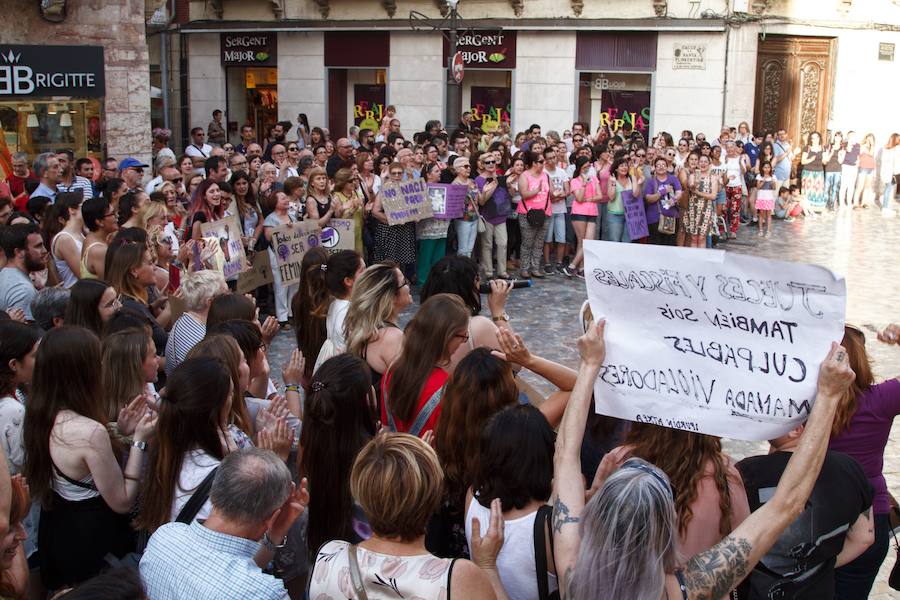 Concentración en la Plaza del ICUE de Cartagena.