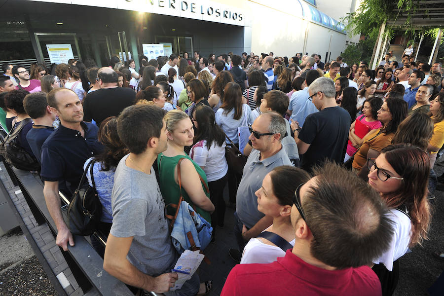 Este primer examen tiene carácter eliminatorio y evalúa conocimientos específicos sobre la especialidad a la que se opta