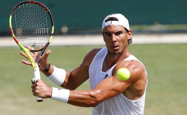 Nadal entrenando para el torneo