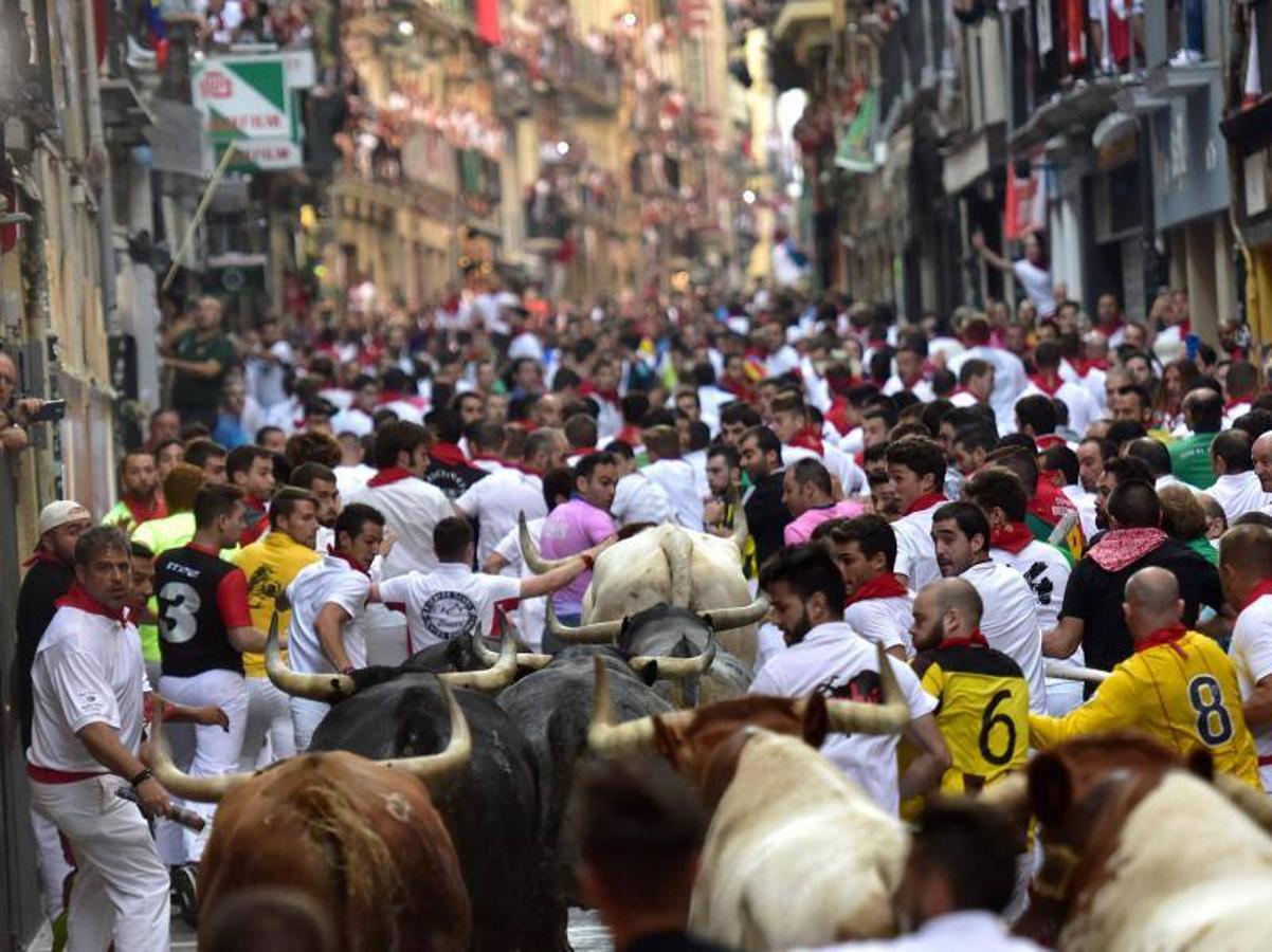 La carrera ha sido la más rápida de las fiestas con 2 minutos y 12 segundos de duración y siete heridos, todos por contusiones