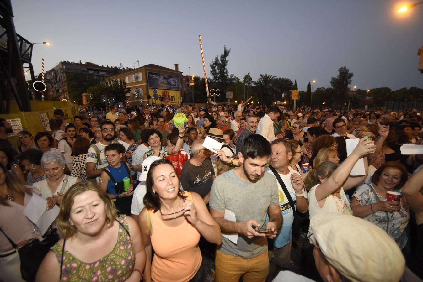 El colectivo se basa en un contrato de Adif para señalar que no circularía ningún tren por el desvío antes de enero de 2019, o un año más tarde.