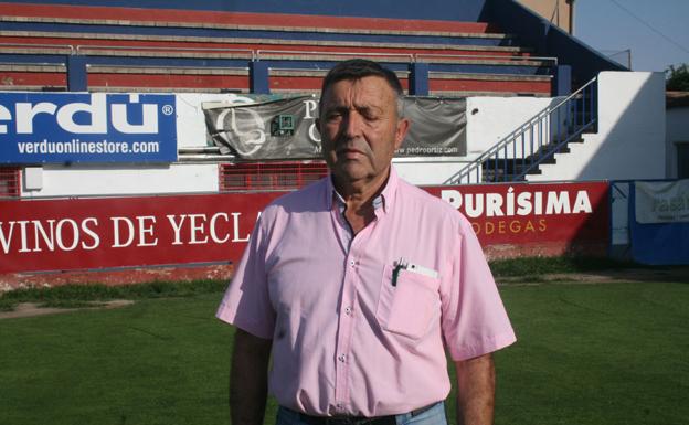 Pedro Romero, en el campo de La Constitución. 