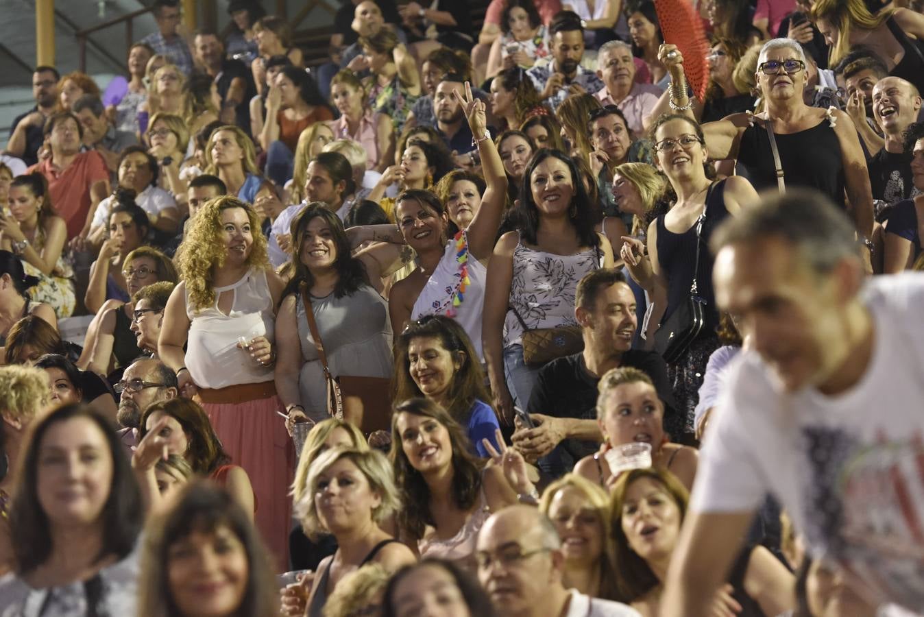 Alejandro Fernández inundó la Plaza de Toros de Murcia con la balada y la esencia de México.