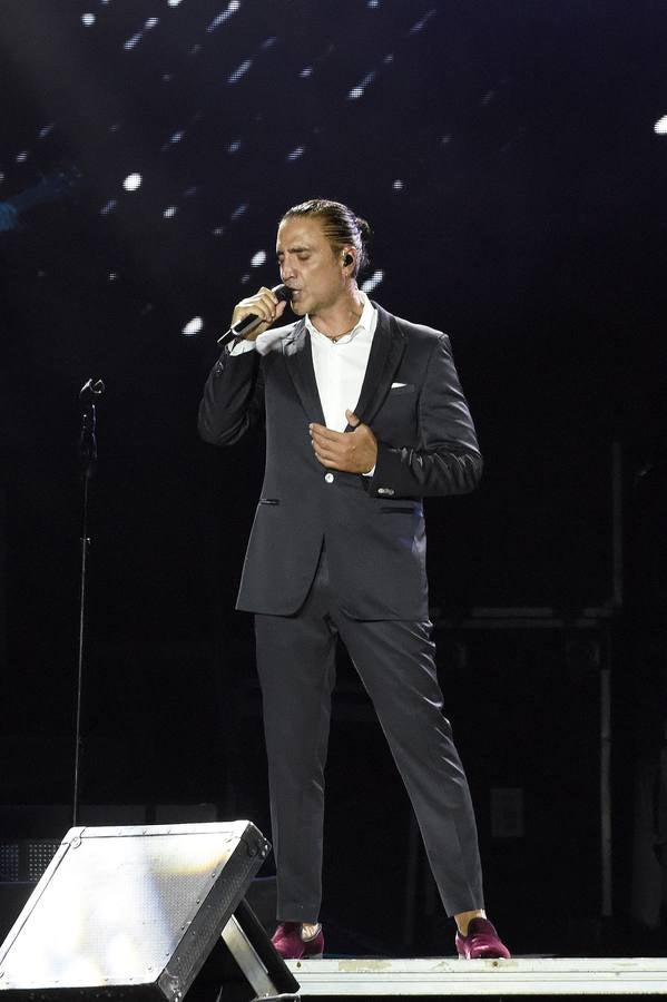 Alejandro Fernández inundó la Plaza de Toros de Murcia con la balada y la esencia de México.