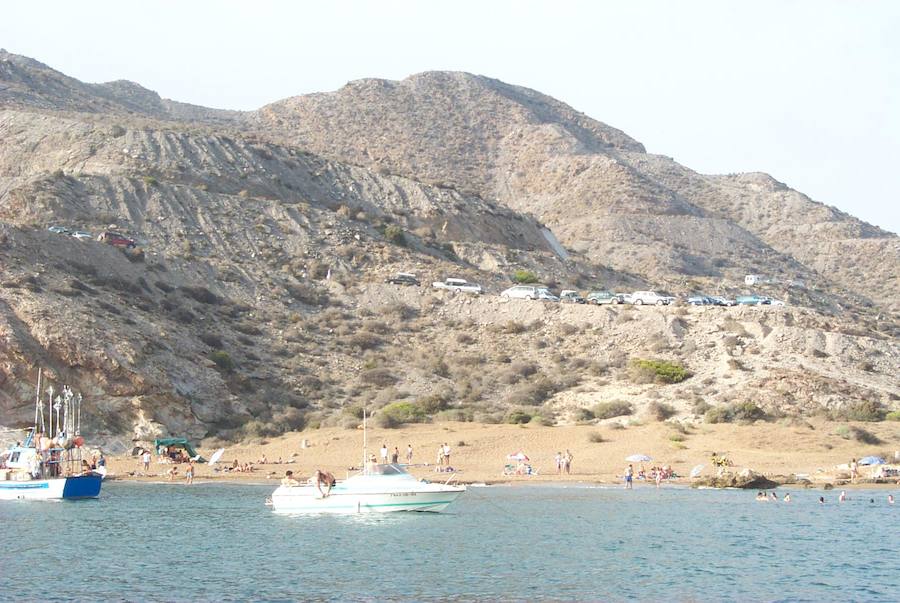 Panorámica de la línea de costa de Águilas; la playa amarilla.
