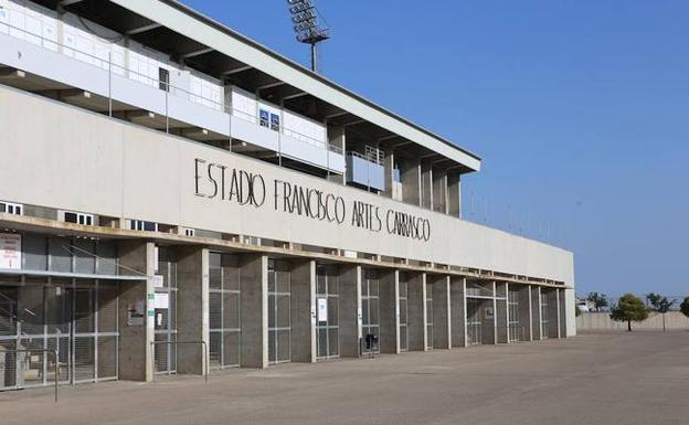 Estadio Artés Carrasco. 