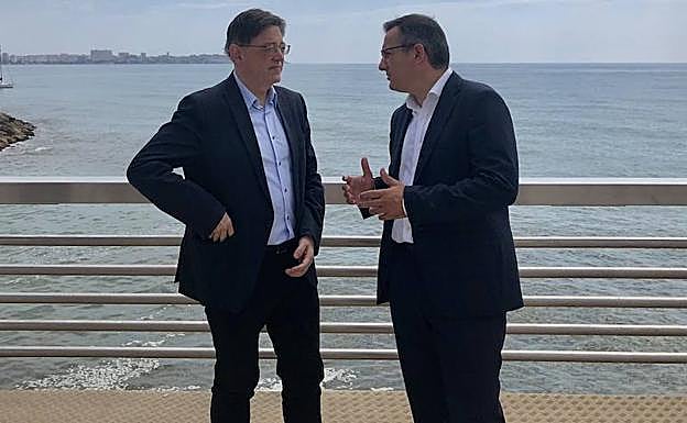 Ximo Puig y Diego Conesa, este jueves, en Alicante.