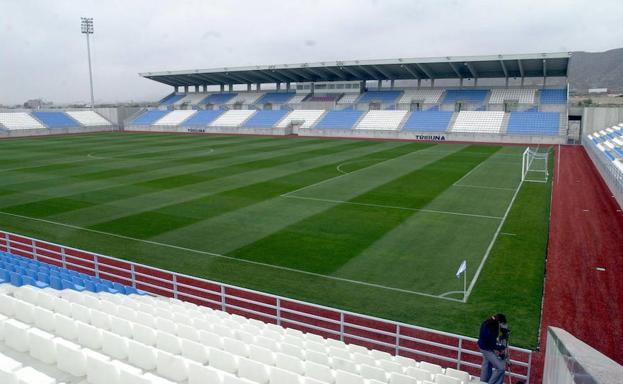 Estadio Artés Carrasco.