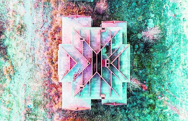 Las Dehesas  de San Mateo.  Este proyecto abandonado de Zaragoza es un ejemplo de lo que denuncia en 'Sand Castles II'.  