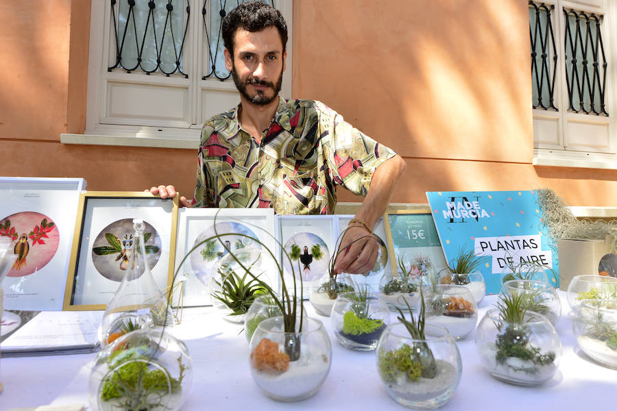 El popular enclave de la capital acoge la tercera edición de esta fiesta de la moda y la creatividad, que incluye música en directo, un mercadillo artesanal, cuatro desfiles y una exposición