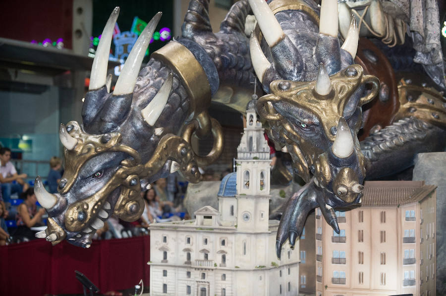 Este año, como novedad, el bando moro, encabezado por el rey Aben Hud, abre el desfile