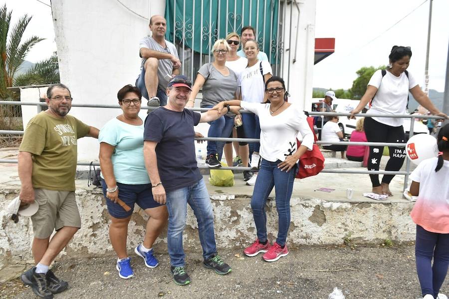 La ciudad se vuelca con la Fuensanta en una romería que ha superado la previsión de lluvias