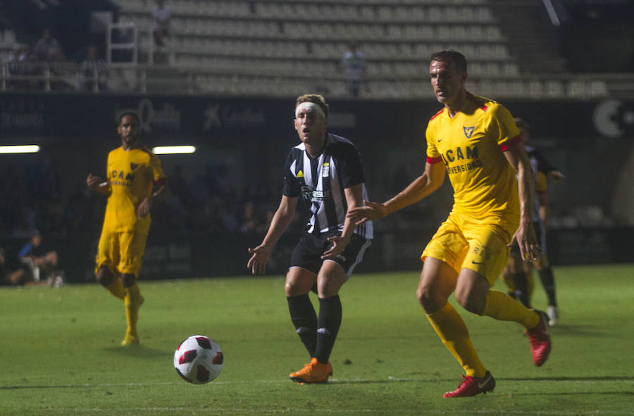 El equipo universitario gana los tres puntos en el Cartagonova tras un gol de Ismael en los últimos minutos, en un partido en el que el Efesé un mejor resultado