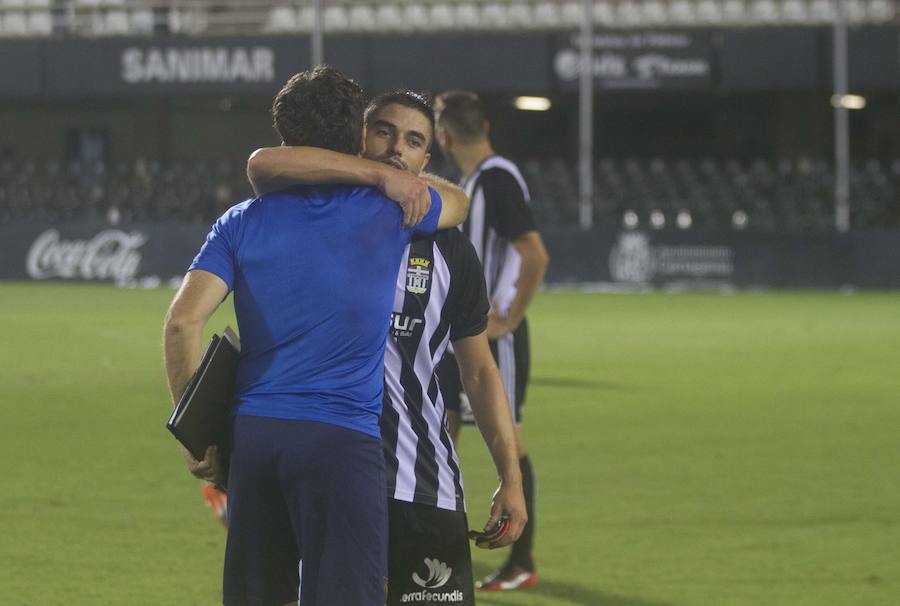 El equipo universitario gana los tres puntos en el Cartagonova tras un gol de Ismael en los últimos minutos, en un partido en el que el Efesé un mejor resultado