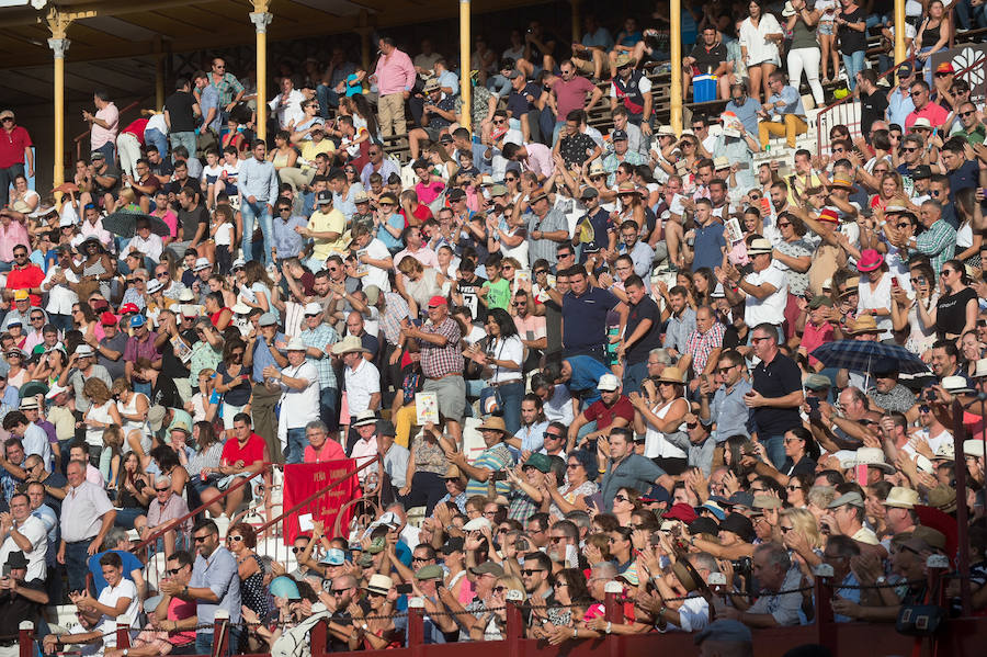 Andy Cartagena, Sergio Galán, Diego Ventura y el mayoral de Los Espartales salen a hombros tras repartirse ocho orejas