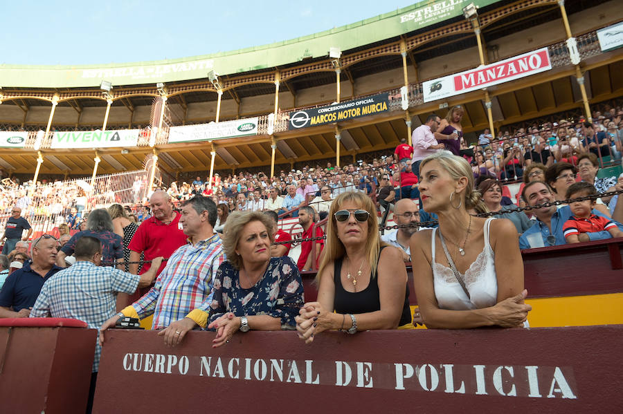 Andy Cartagena, Sergio Galán, Diego Ventura y el mayoral de Los Espartales salen a hombros tras repartirse ocho orejas