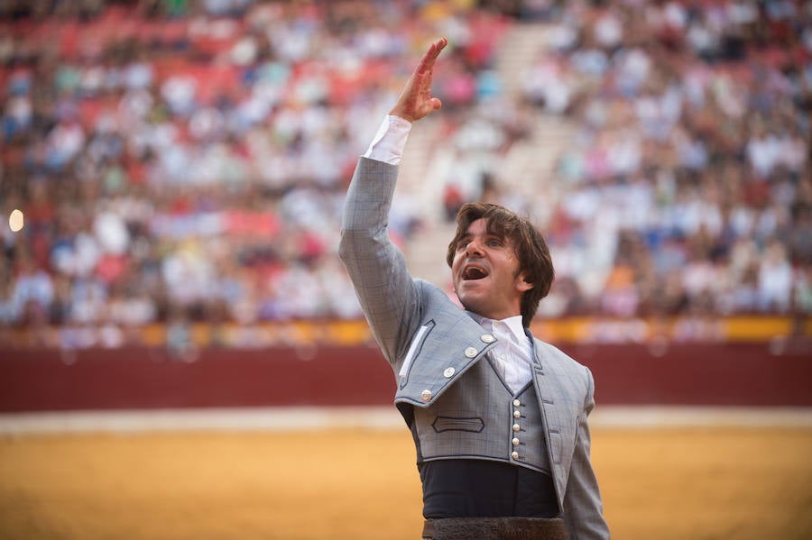 Andy Cartagena, Sergio Galán, Diego Ventura y el mayoral de Los Espartales salen a hombros tras repartirse ocho orejas