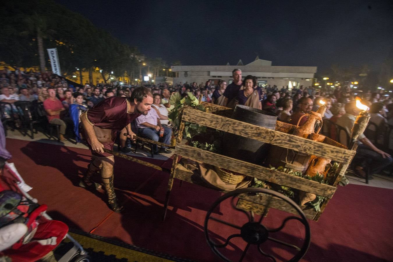 Los carthagineses dan más vistosidad a esta escenificación gracias al cambio de explanada en Alfonso XII