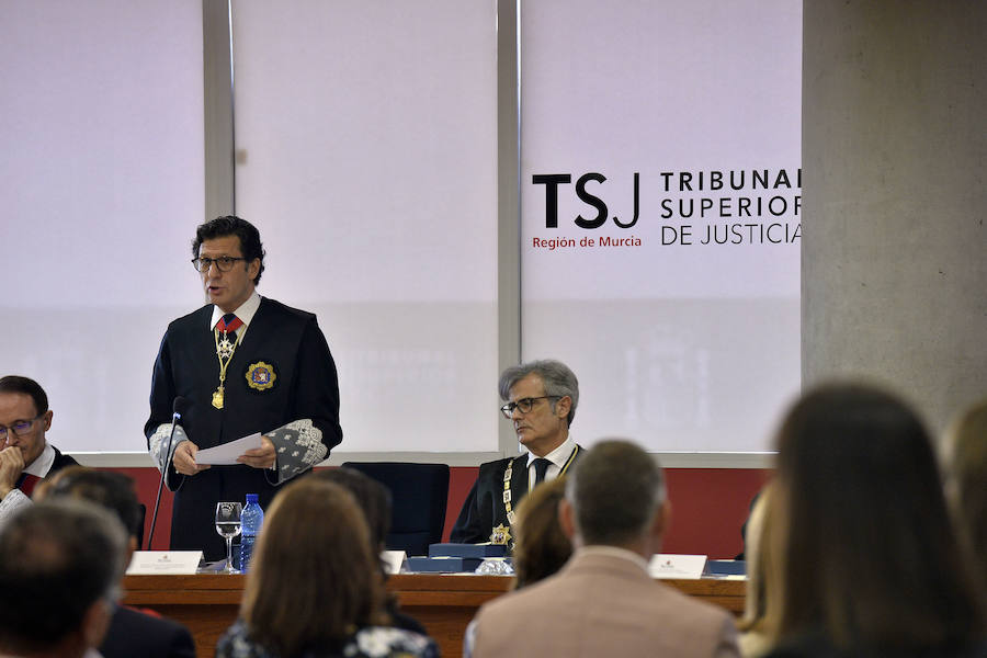 Este viernes el Tribunal Superior de Justicia de la Región celebró el acto de apertura del año judicial, que estuvo presidido por Miguel Pasqual del Riquelme Herrero