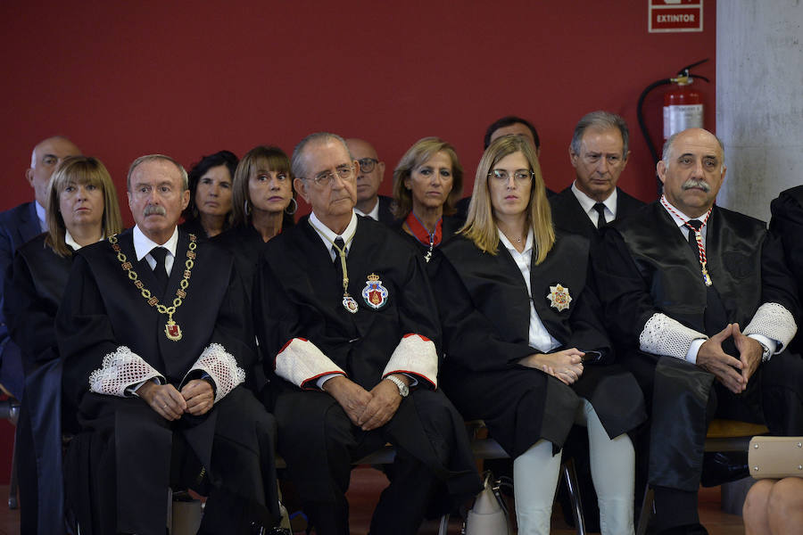 Este viernes el Tribunal Superior de Justicia de la Región celebró el acto de apertura del año judicial, que estuvo presidido por Miguel Pasqual del Riquelme Herrero