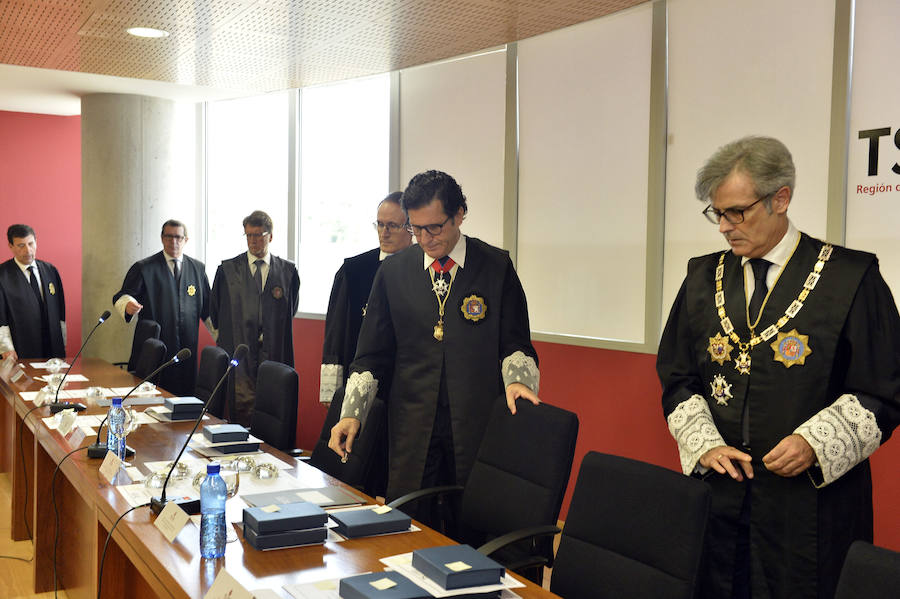 Este viernes el Tribunal Superior de Justicia de la Región celebró el acto de apertura del año judicial, que estuvo presidido por Miguel Pasqual del Riquelme Herrero