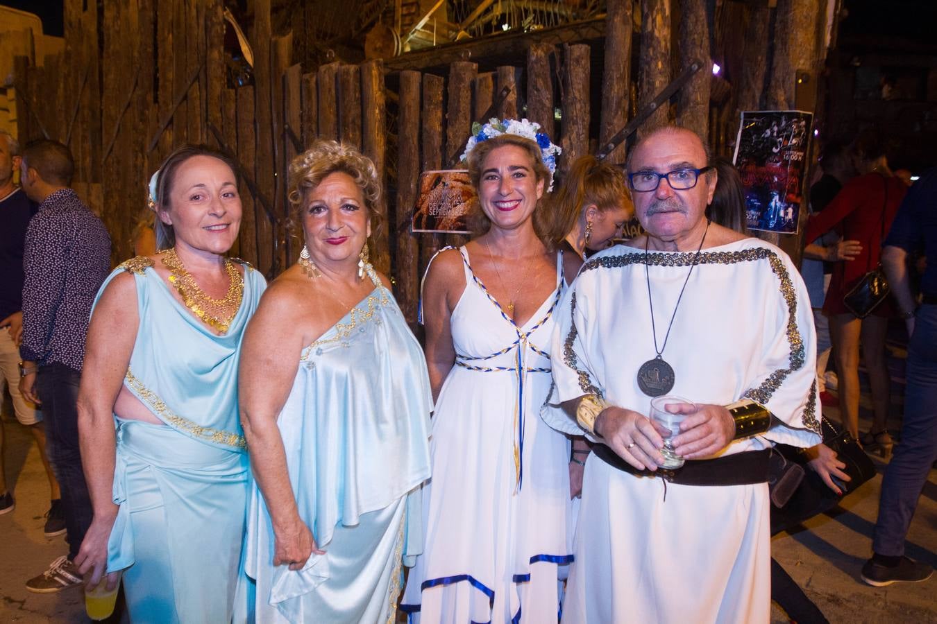 La originalidad de los actos y la uniformidad de todos sus participantes se llevan los elogios de los visitantes